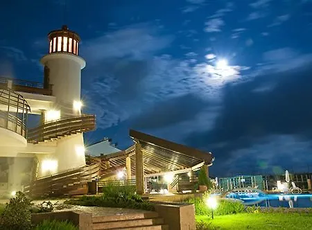Lighthouse 3*