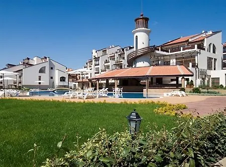 Lighthouse Aparthotel 3*